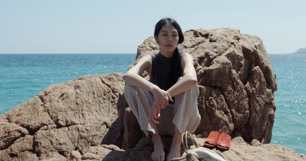 Mysterious Object at Cannes: Claire’s Camera (Hong Sangsoo, 2017)